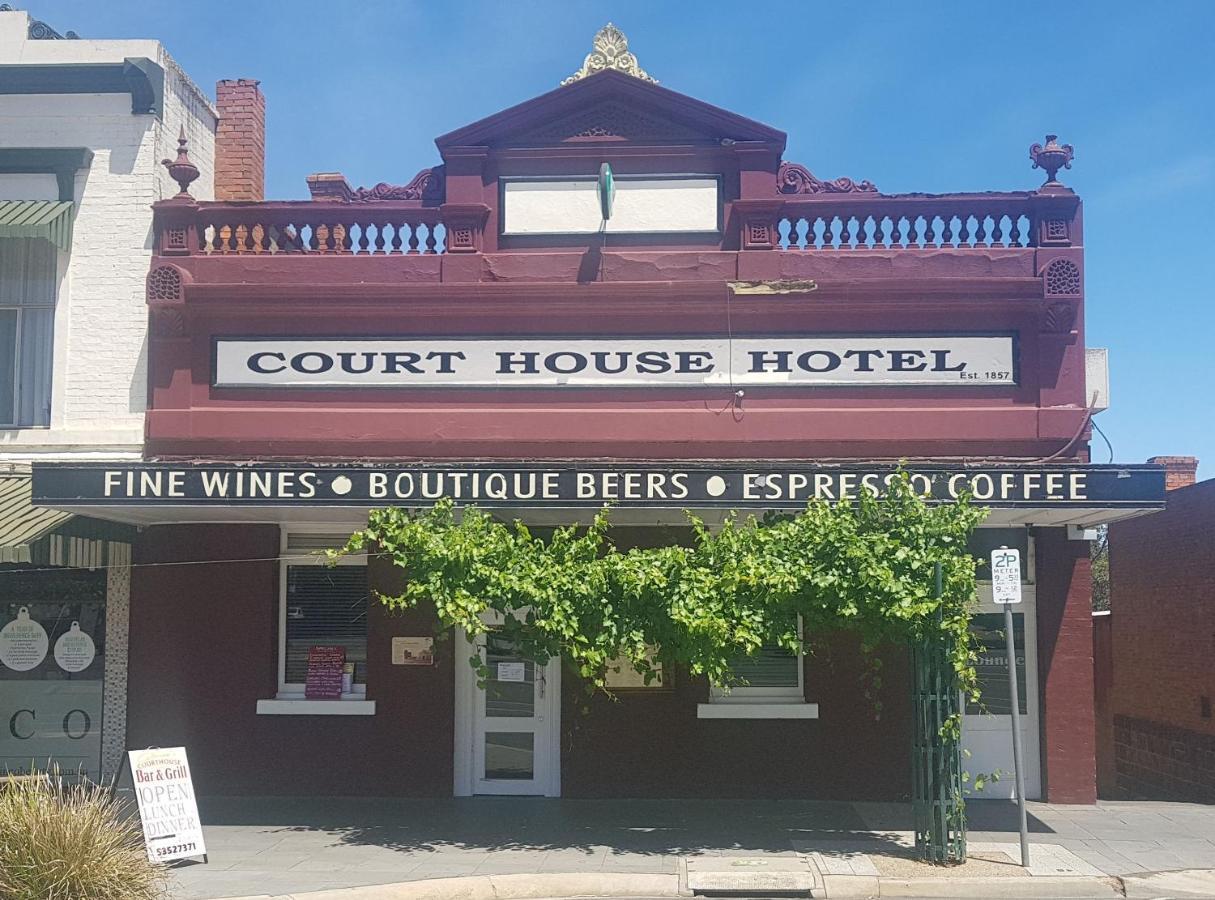 Courthouse Hotel Ararat Kültér fotó